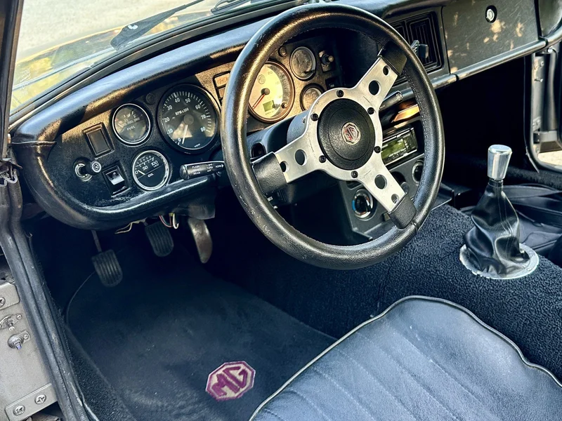 1972 MG B NA 11