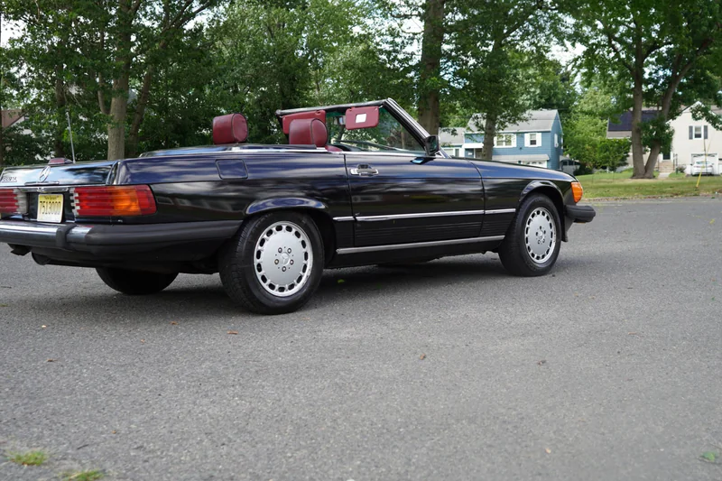 1988 Mercedes-Benz 560SL