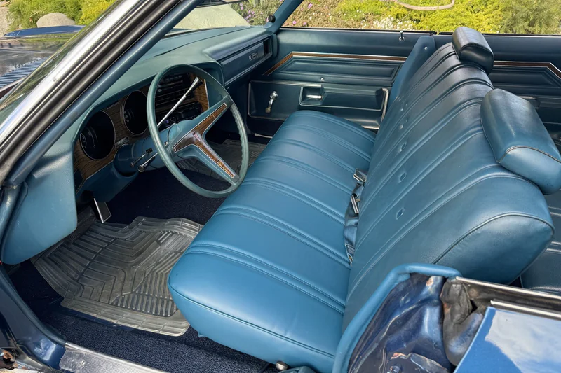 1972 Pontiac Bonneville Base 8