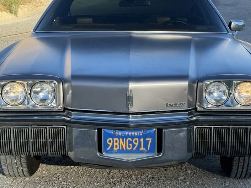 1972 Oldsmobile Toronado Base 3