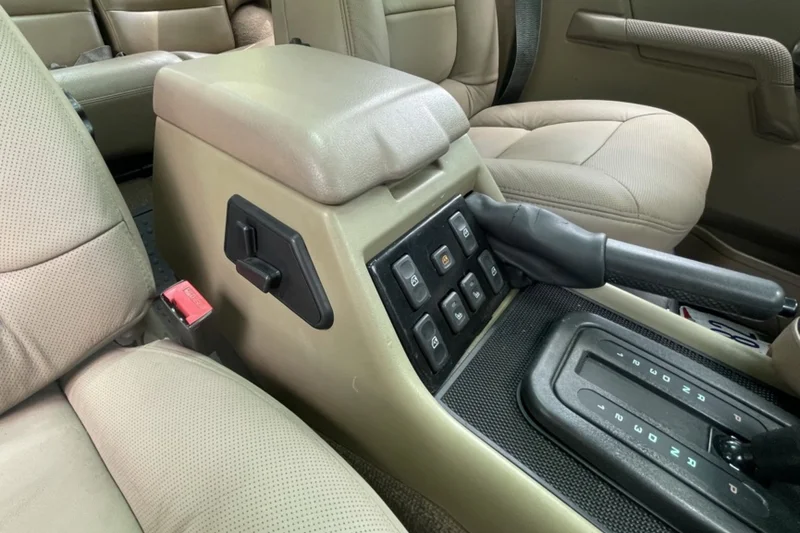1997 Land Rover Discovery 1 SE 2