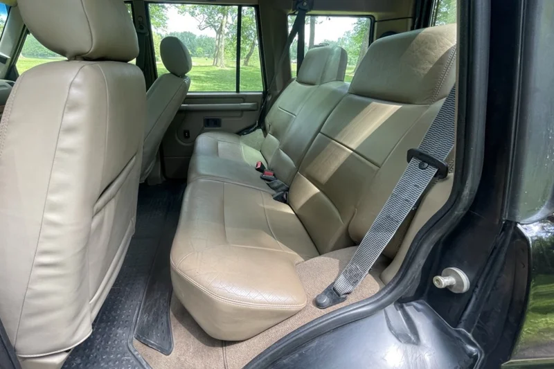 1997 Land Rover Discovery 1 SE 9