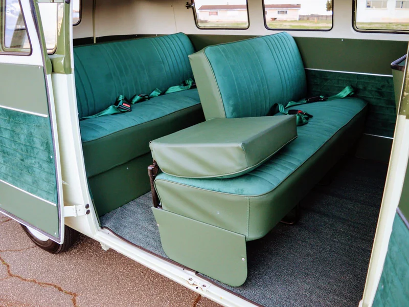 1961 Volkswagen Type 2 - 11 Window 3