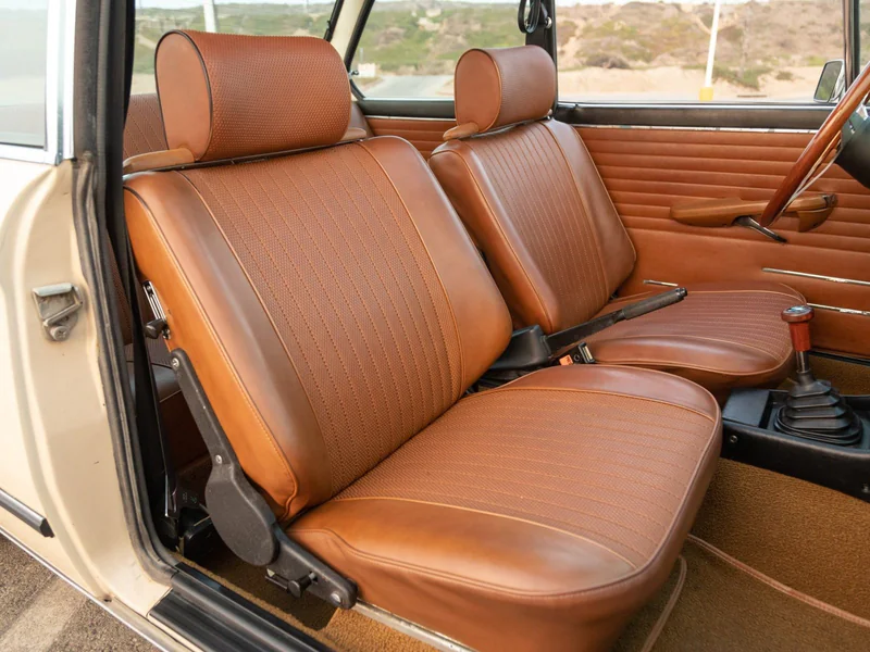 1973 BMW 2002 Base 6