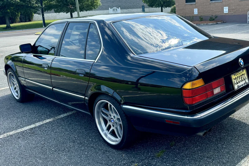 1992 BMW 735i Base 20