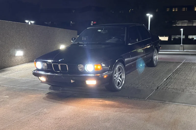 1992 BMW 735i