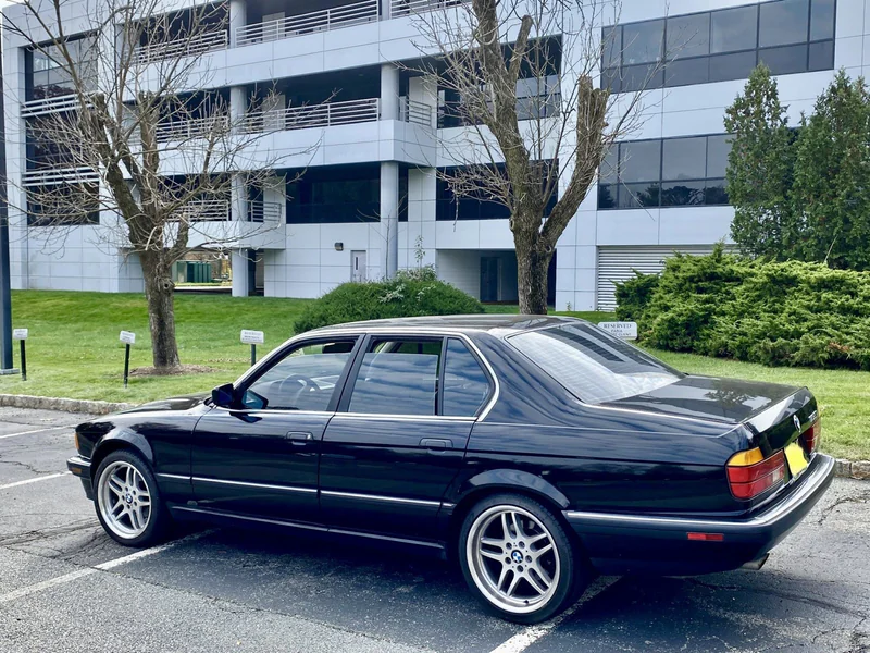 1992 BMW 735i Base 13