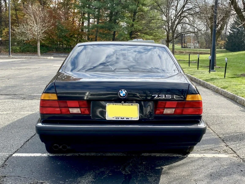 1992 BMW 735i Base 16