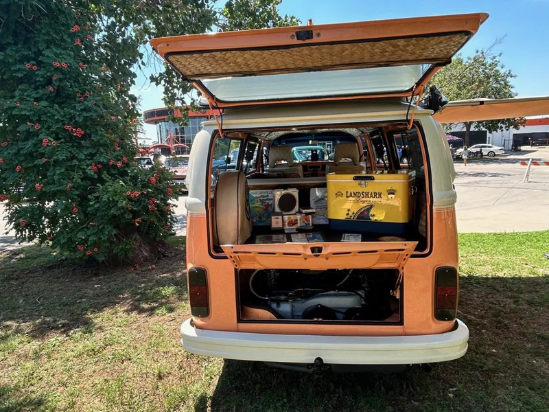 1974 Volkswagen Bus