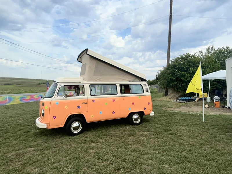 1974 Volkswagen Bus Camper Top (Westy) 11