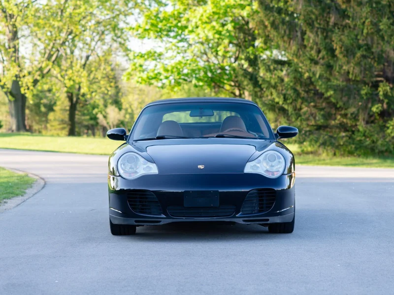 2004 Porsche 911 Carrera 4S 3