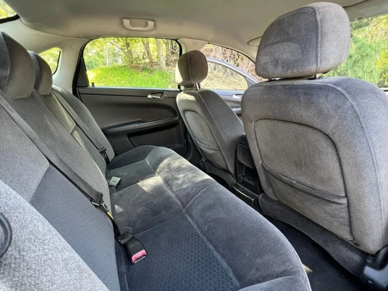 2006 Chevrolet Impala LS 9