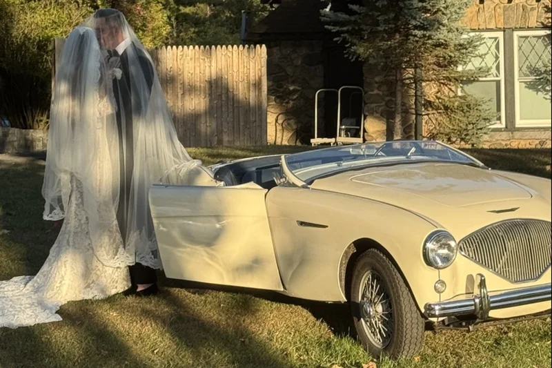 1953 Austin-Healey 100 100-4 23