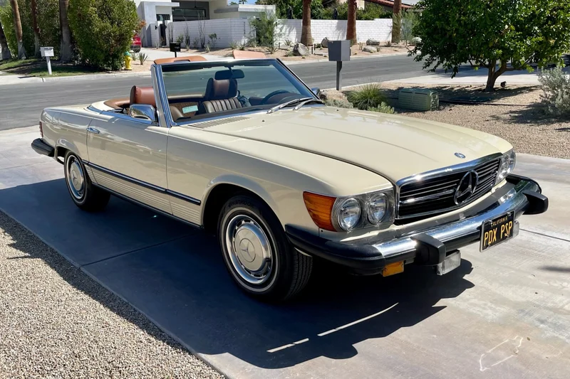 1974 Mercedes-Benz 450SL Base 2
