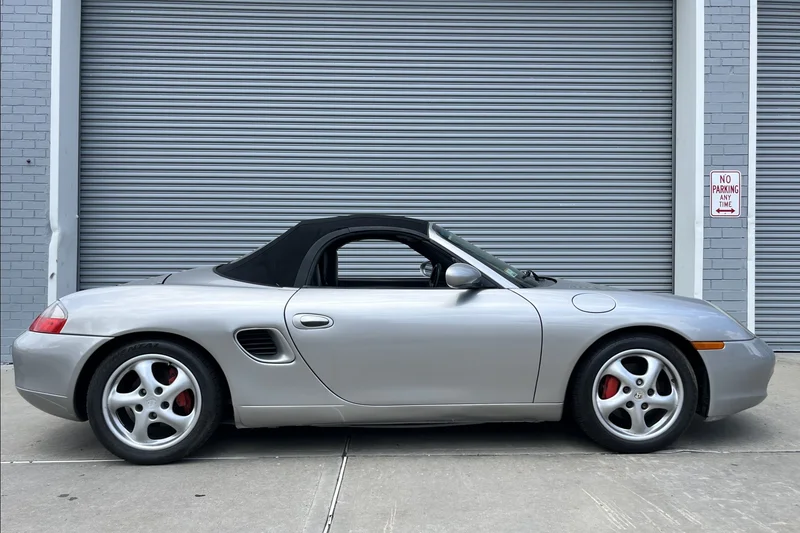 1998 Porsche Boxster Base 2