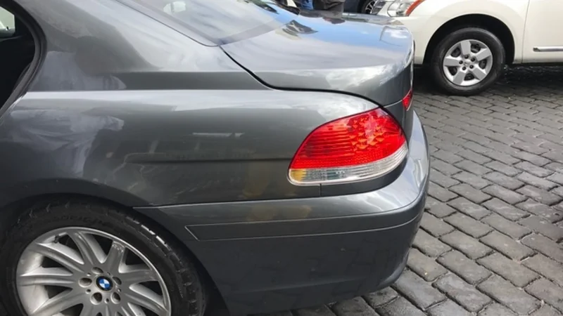 2005 BMW 745i 14