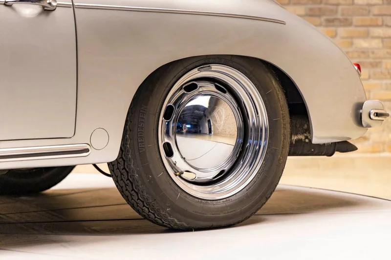1957 Porsche 356 Speedster 17