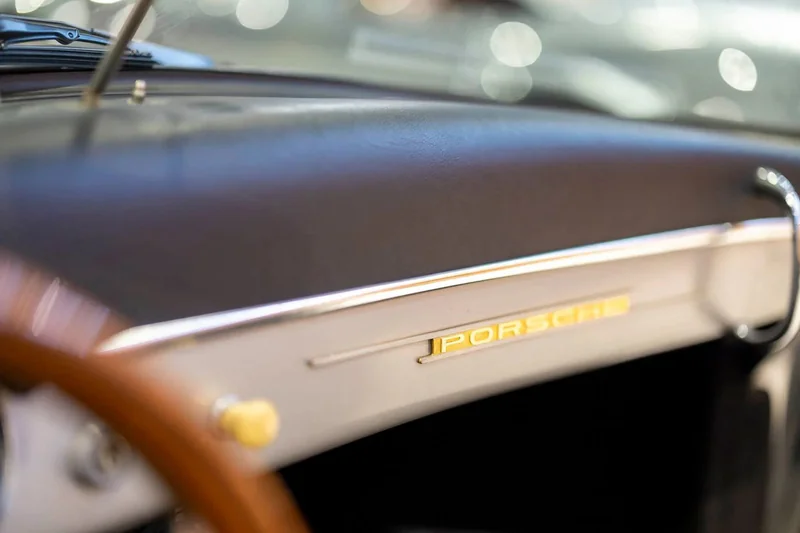 1957 Porsche 356 Speedster 27