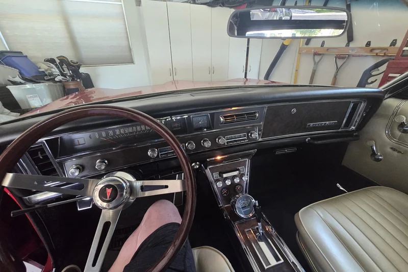 1967 Pontiac Grand Prix Base 3