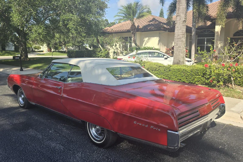 1967 Pontiac Grand Prix Base 4