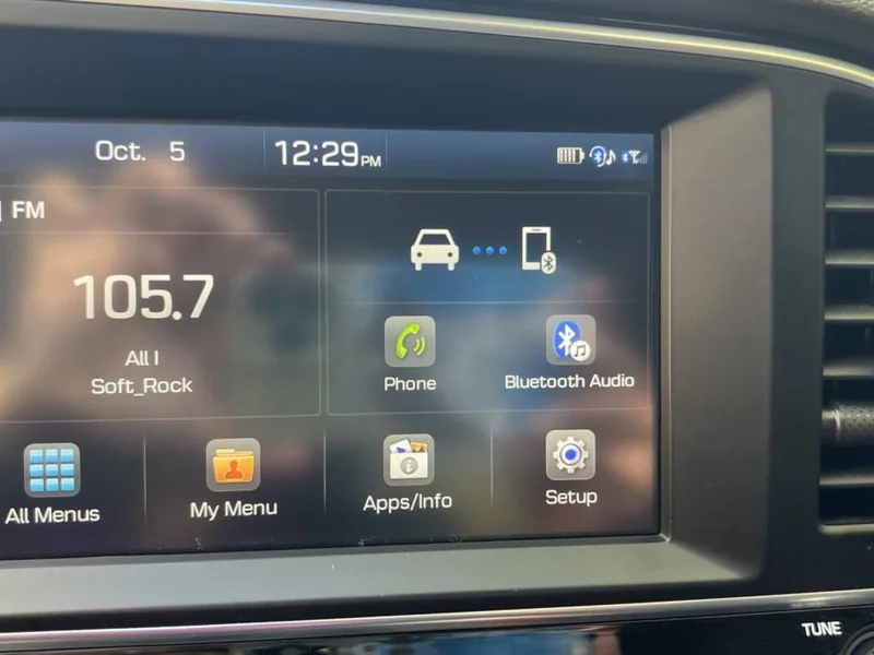 2017 Hyundai Elantra GLS 3