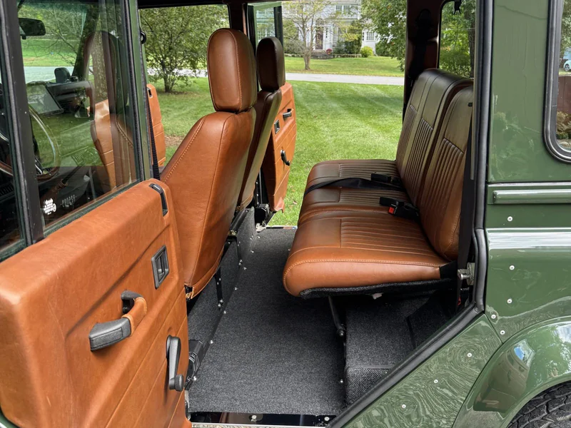 1997 Land Rover Defender 110 County 3