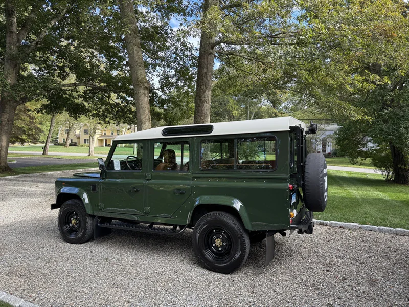 1997 Land Rover Defender 110 County 2