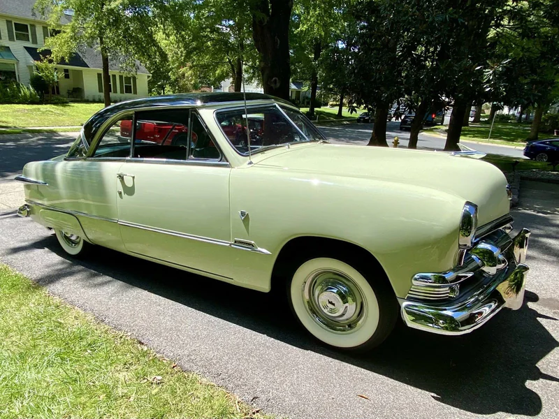 1951 Ford Victoria 3