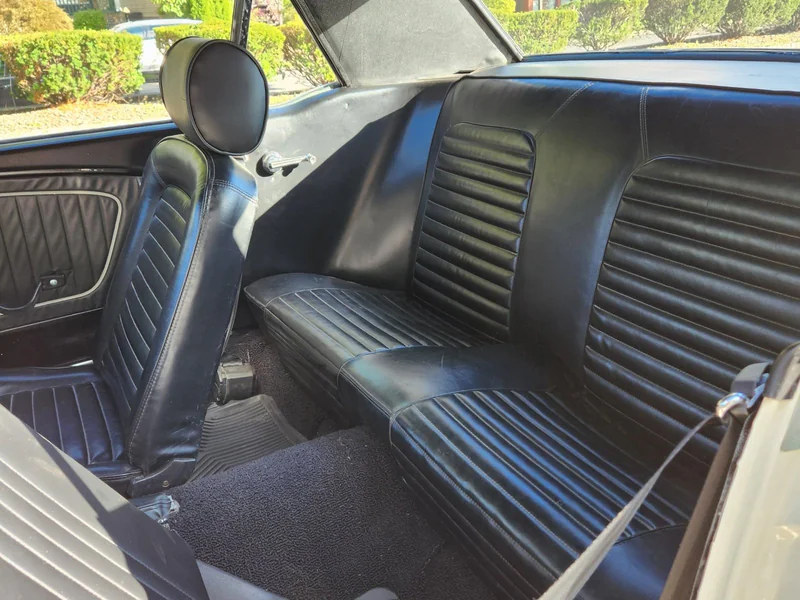 1965 Ford Mustang Base 9