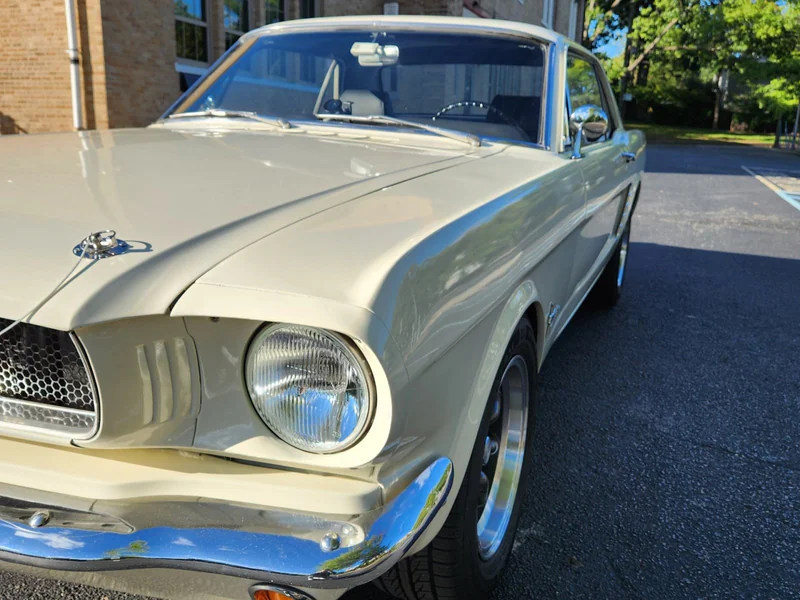 1965 Ford Mustang Base 10
