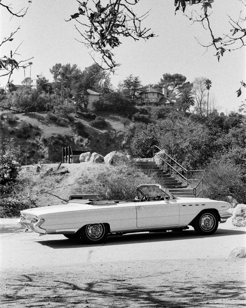 1961 Buick Electra 225 Base 5