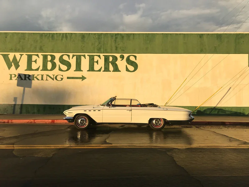 1961 Buick Electra 225 Base 12
