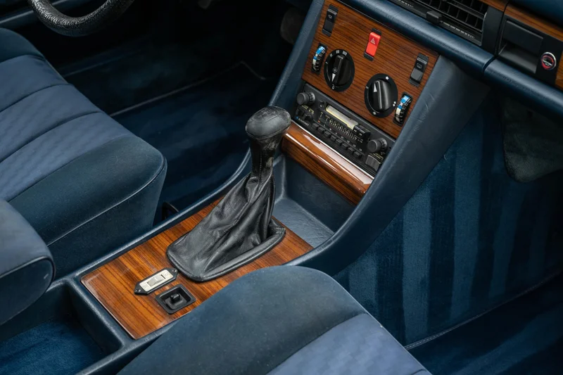 1982 Mercedes-Benz 280SE 3