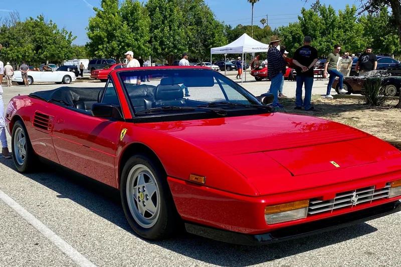 1989 Ferrari Mondial t cabriolet 11