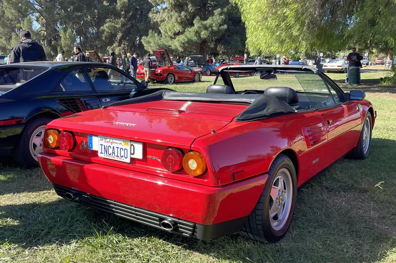 1989 Ferrari Mondial t cabriolet 13