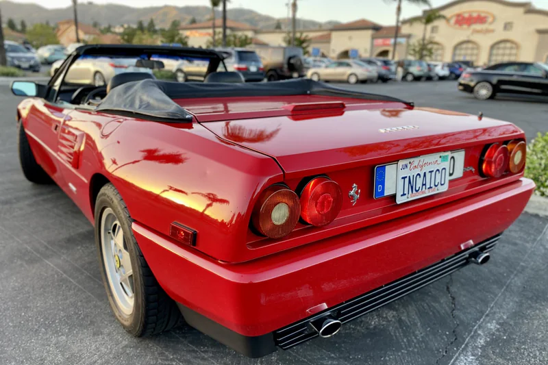 1989 Ferrari Mondial t cabriolet 10