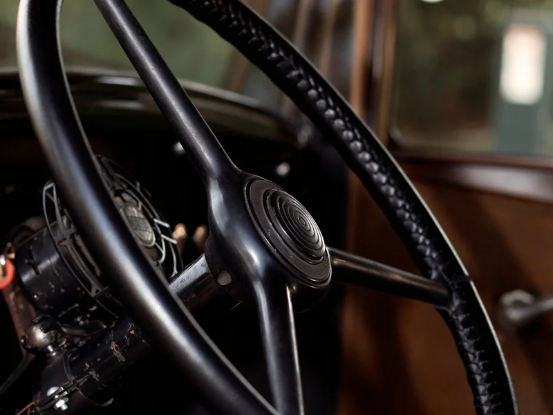 1930 Pontiac Six 30309 Deluxe 23