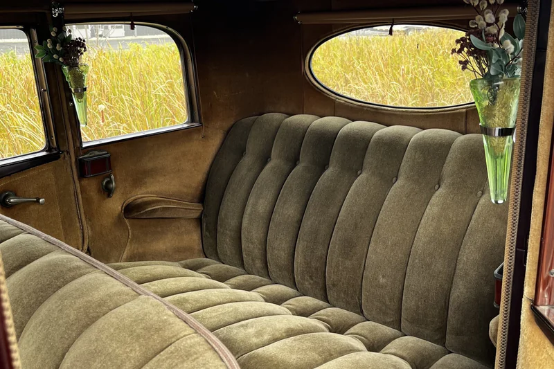 1930 Pontiac Six 30309 Deluxe 9