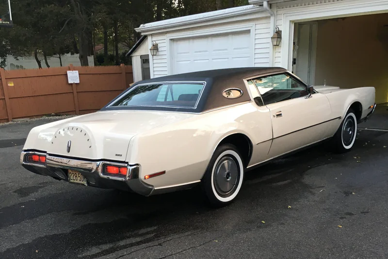 1972 Lincoln Continental Mk IV Base 2