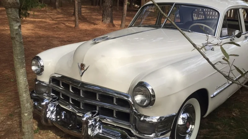 1949 Cadillac Sedan DeVille 2