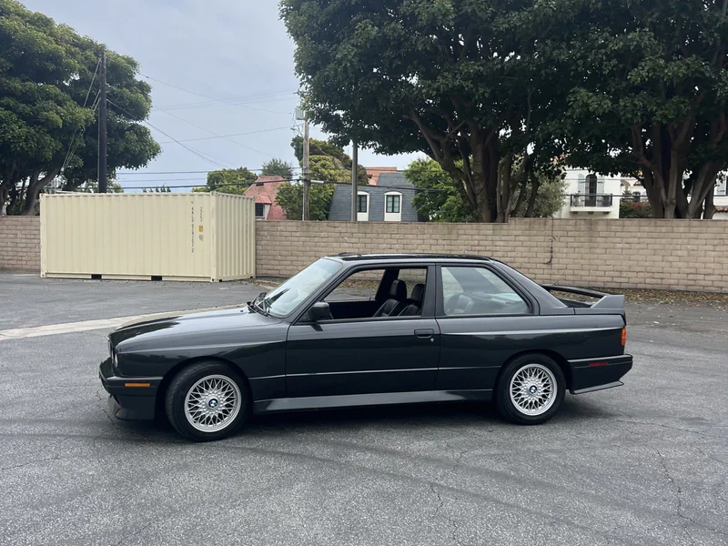 1991 BMW M3 Base 12