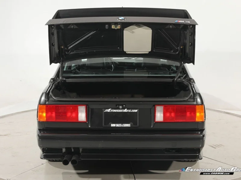 1991 BMW M3 Base 24