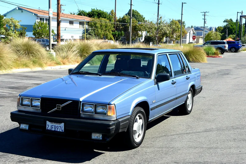 1987 Volvo 740 Turbo in Newport Beach 3
