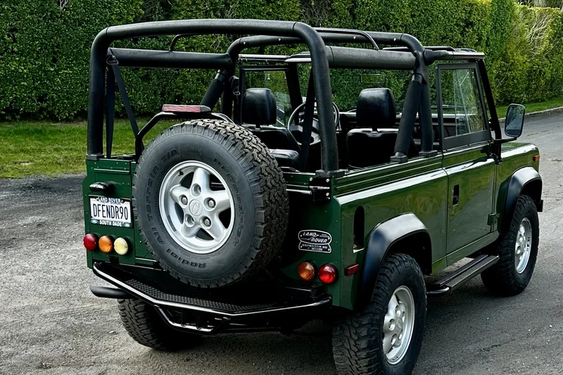 1995 Land Rover Defender 90 (Truck) soft top 10