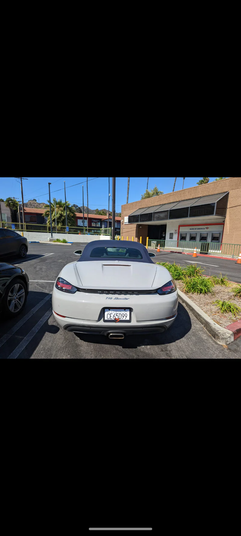 2022 Porsche 718 Base 2