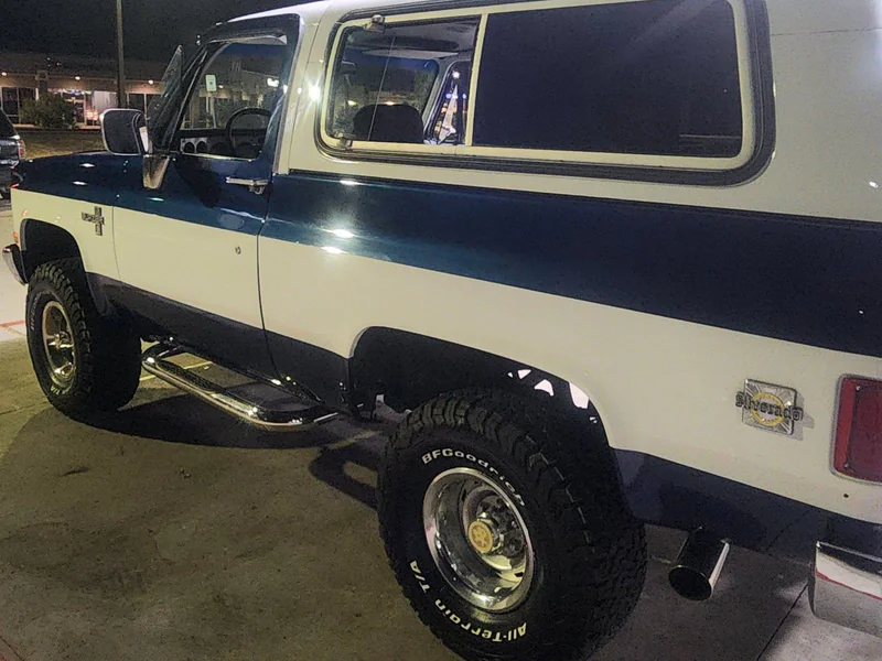 1986 Chevrolet K5 Blazer Silverado 2