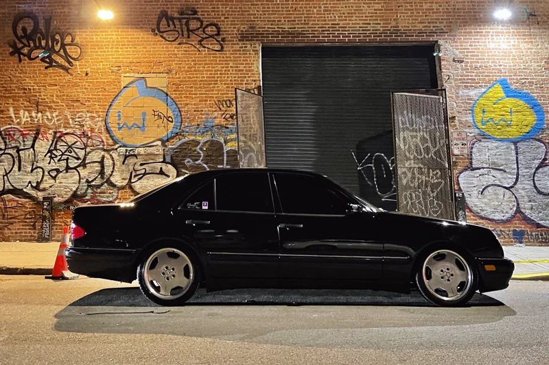 1999 Mercedes-Benz E55 AMG 2