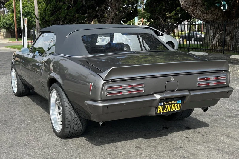 1968 Pontiac Firebird 400 10