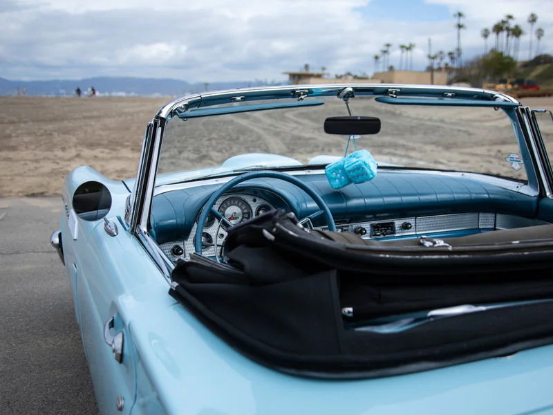 1957 Ford Thunderbird in Los Angeles 10