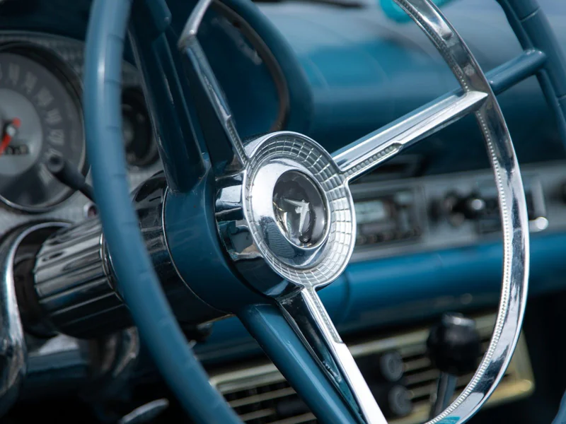 1957 Ford Thunderbird in Los Angeles 17